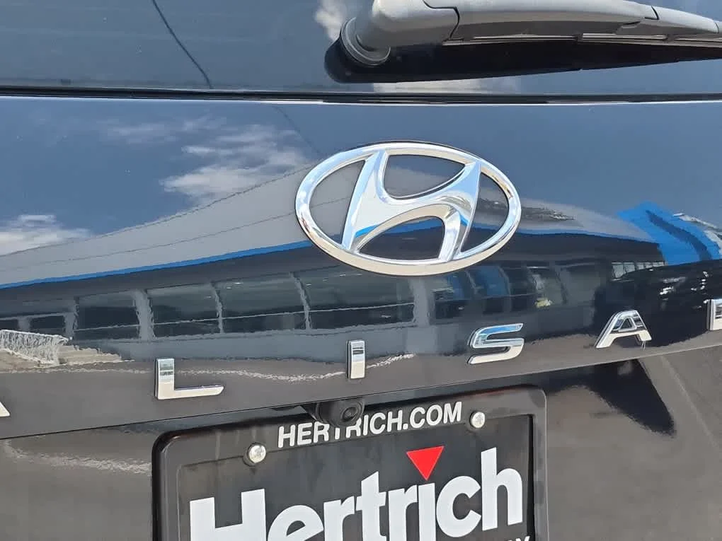 Certified Used 2024 Moonlight Cloud Hyundai SEL 7P image 25