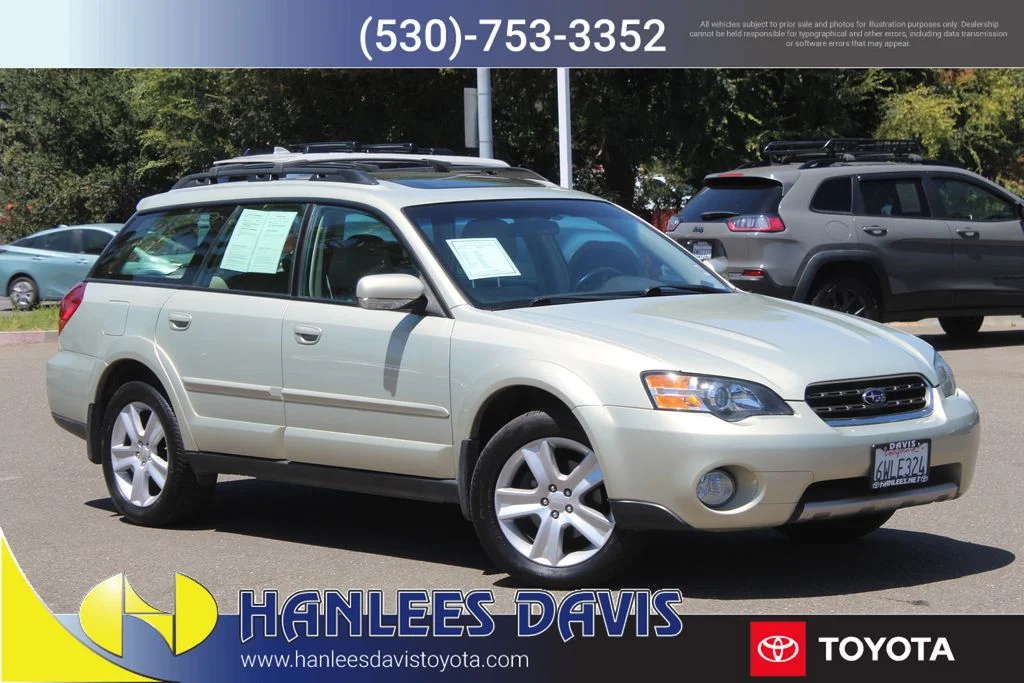 Used 2005  Subaru 3.0R image 1