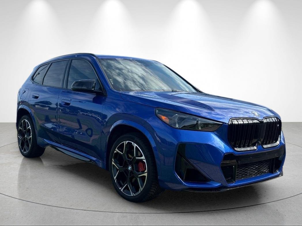 Used 2025 Portimao Blue Metallic BMW M35i image 7