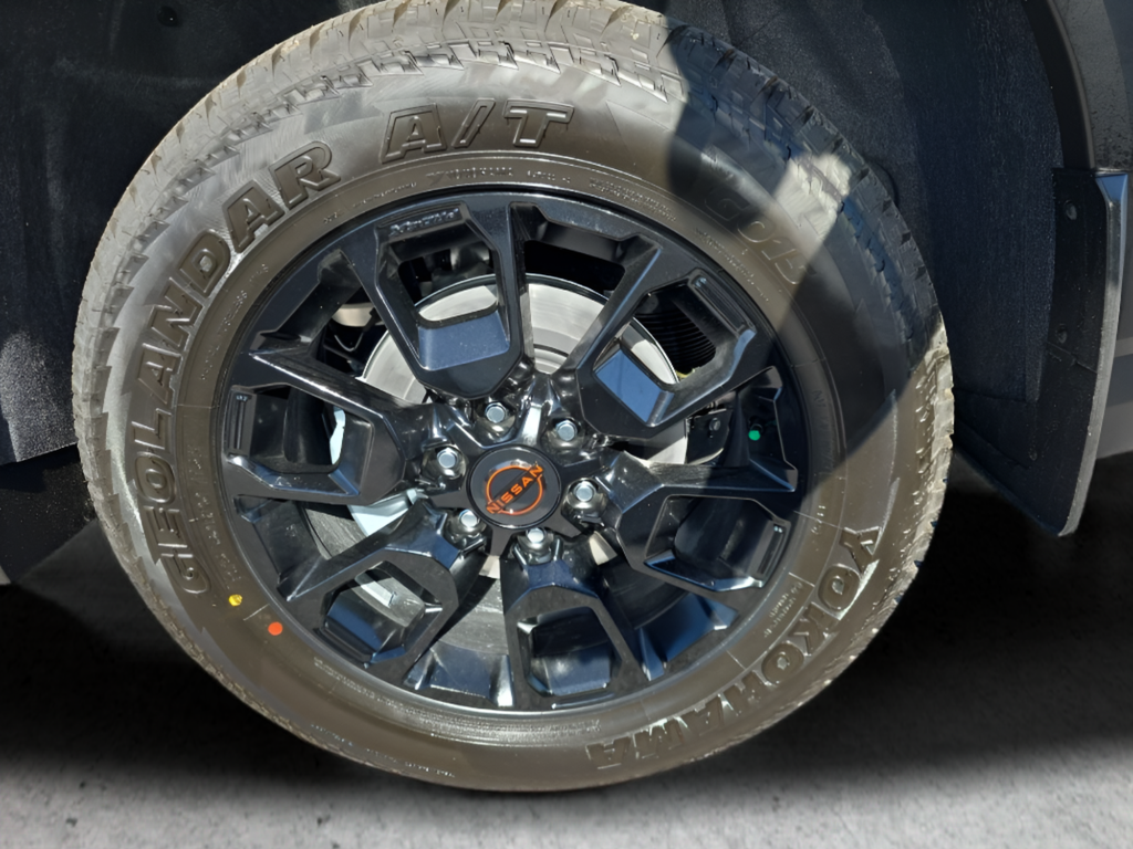 New 2026 White Nissan PRO-4X image 10