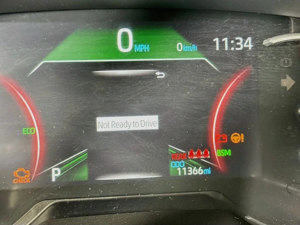 Certified Used 2025 Ice Cap Toyota LE image 13
