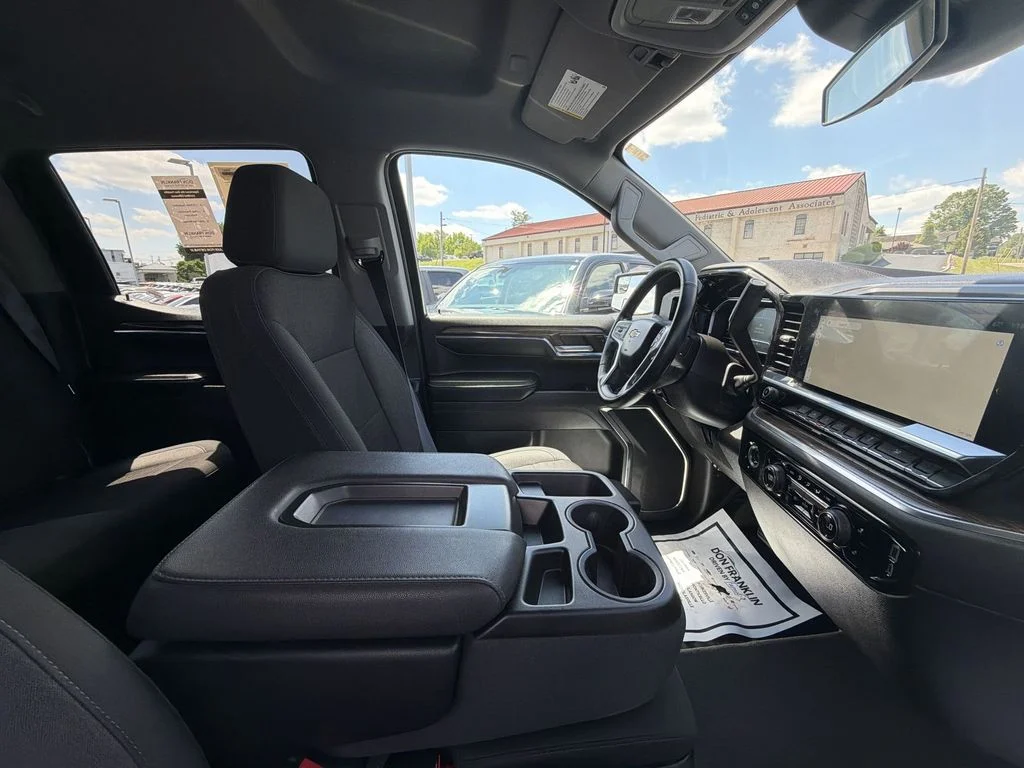 Used 2024 Gray Chevrolet LT image 15