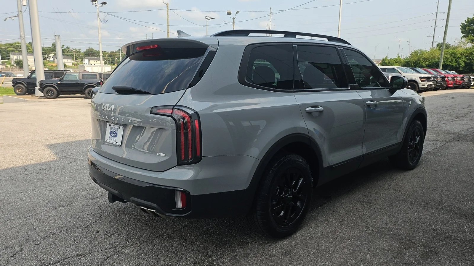 Used 2024 Gray Kia SX X-Pro AWD image 5