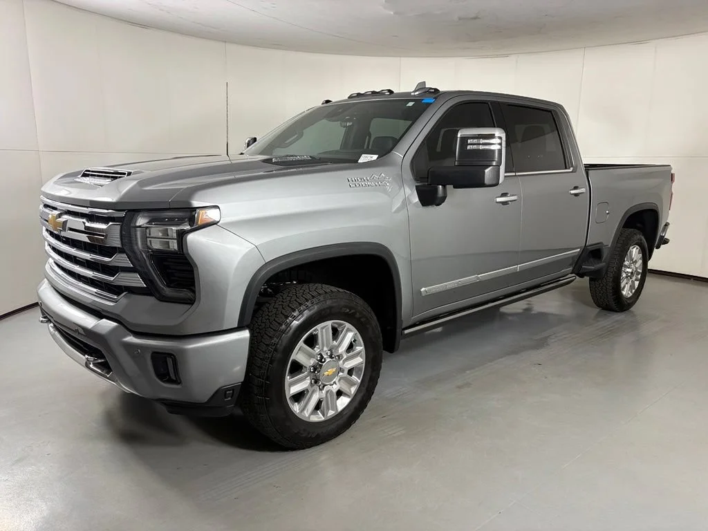 Certified Used 2025 Sterling Gray Metallic Chevrolet High Country image 5