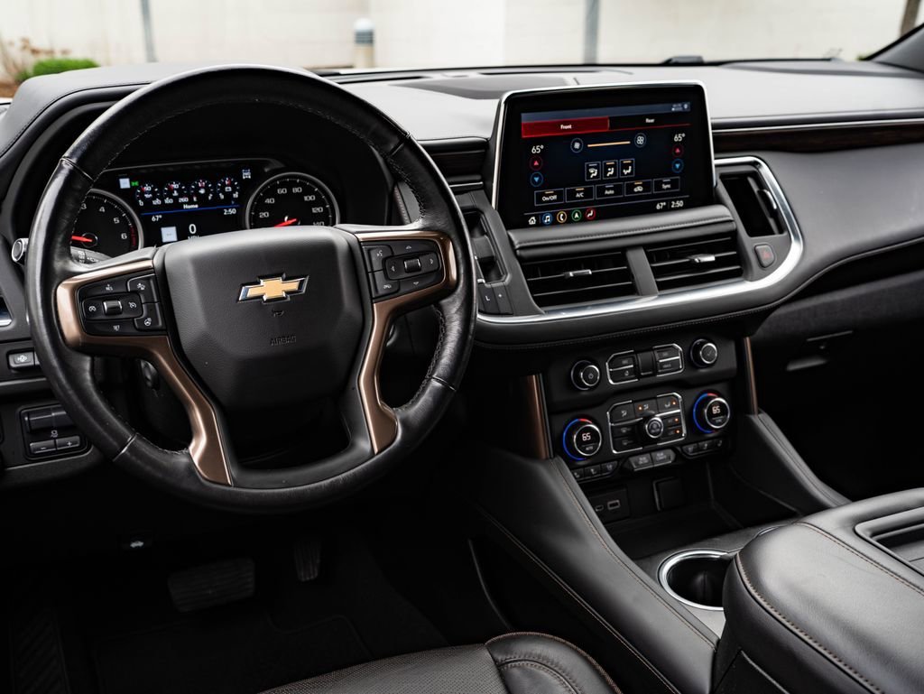 Used 2021 Summit White Chevrolet High Country image 4