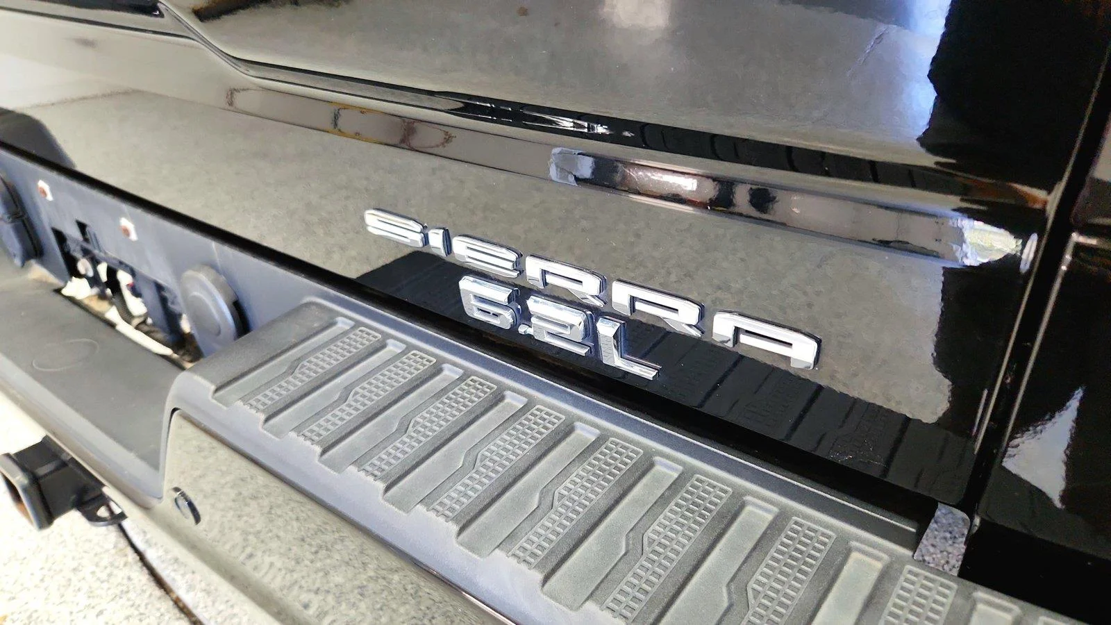Used 2019 ONYX BLACK GMC Denali image 37