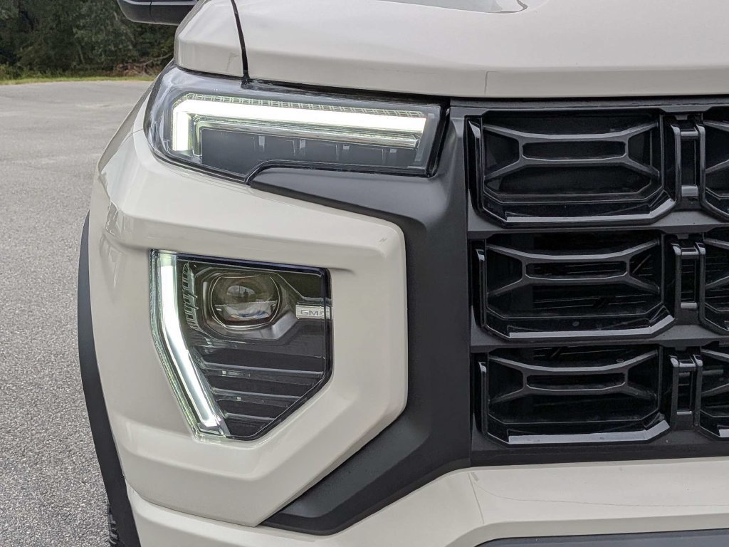 2026 GMC Canyon Elevation - Photo 9