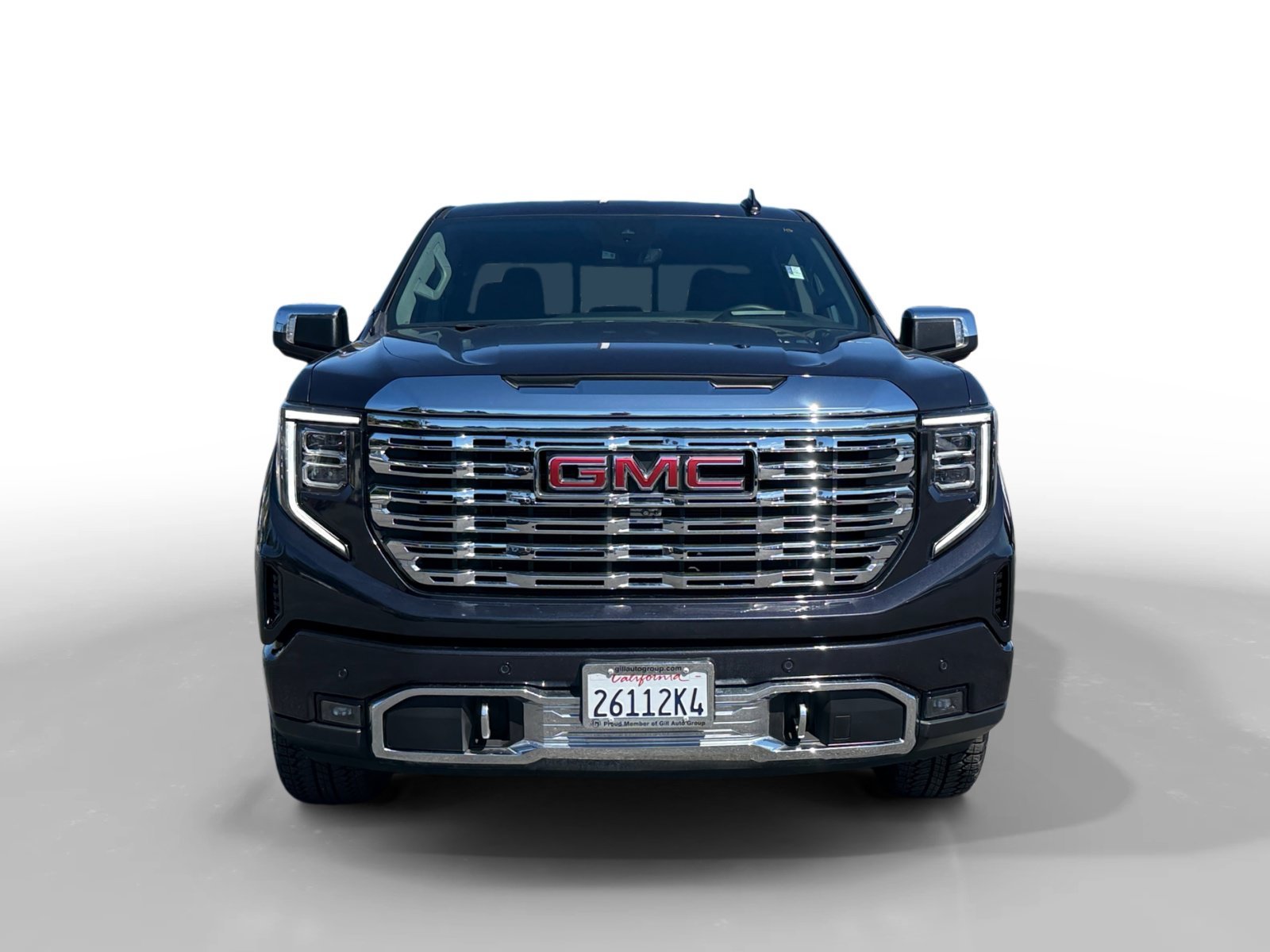 Used 2025 Titanium GMC Denali image 8