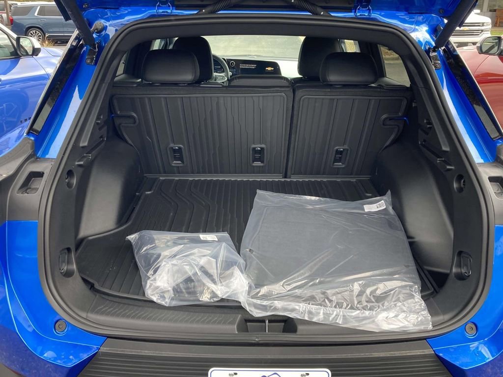 2026 Chevrolet Equinox EV 2LT - Photo 11