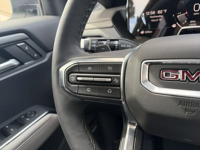 New 2026 White GMC Elevation image 25