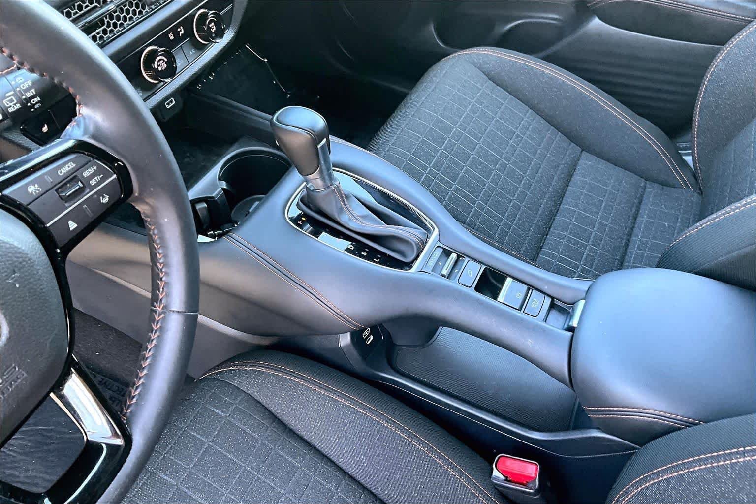 2024 Honda HR-V Sport - Photo 17