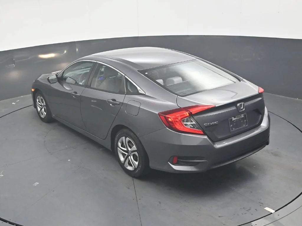 Certified Used 2018 Lunar Silver Metallic Honda LX image 24