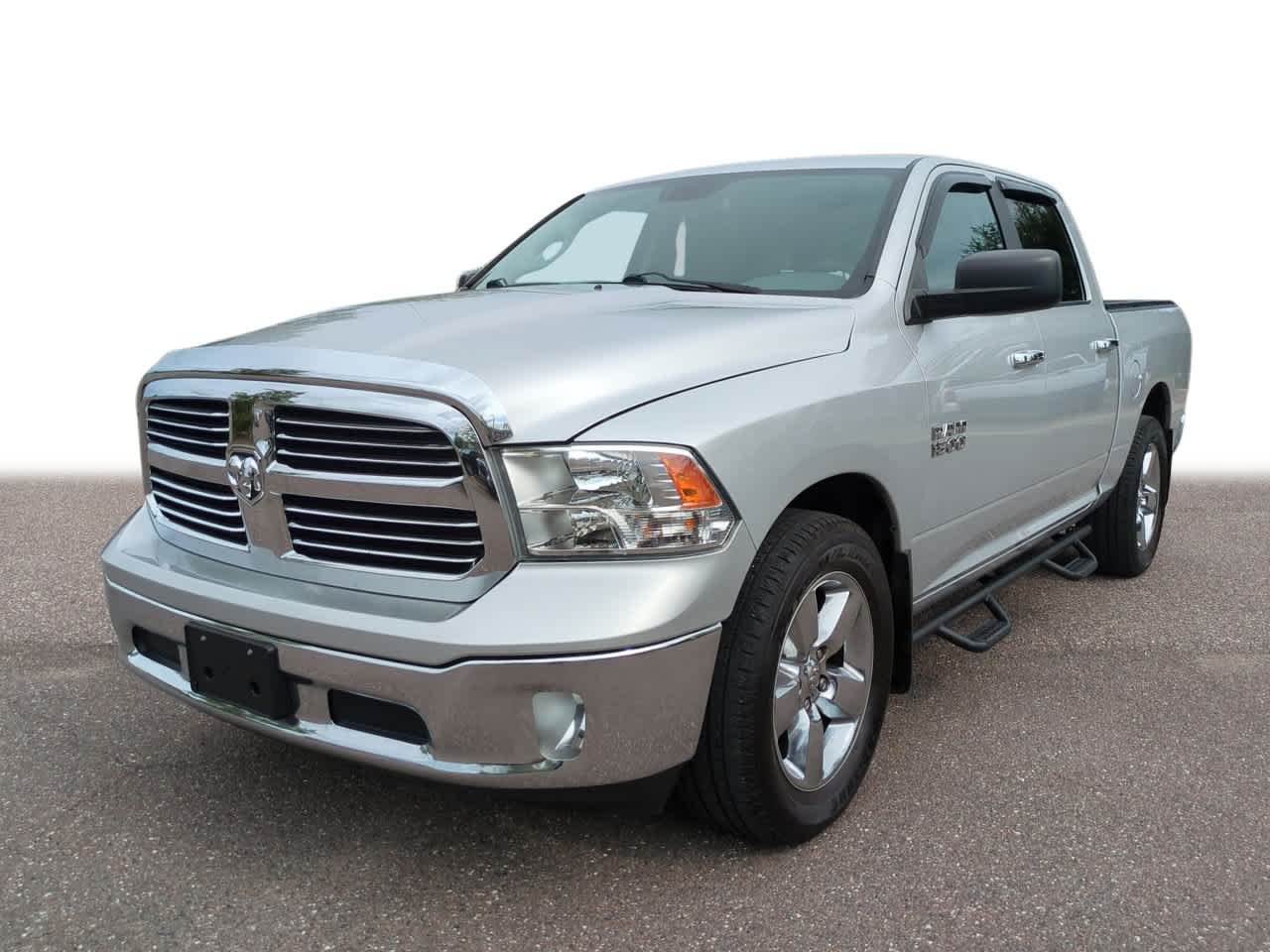 2014 RAM 1500 SLT Crew Cab's photo
