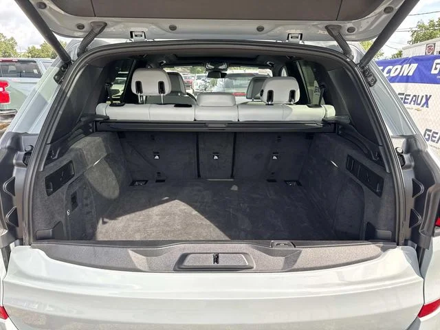 Used 2026 Gray BMW sDrive40i image 14
