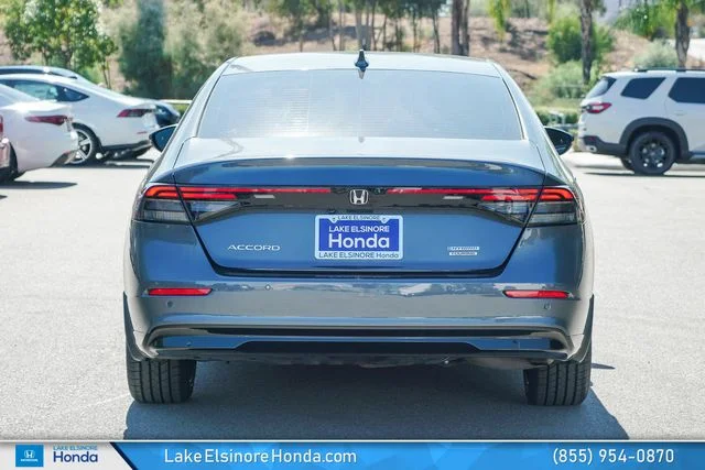 Used 2025 Meteorite Gray Metallic Honda Touring image 10
