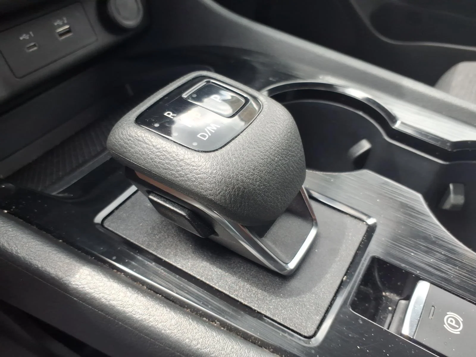 Used 2023 Brilliant Silver Metallic Nissan SV image 6
