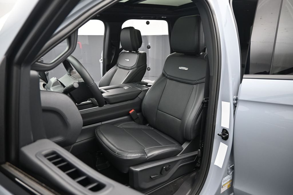 New 2026 Glacier Gray Metallic Tri-Coat Ford Platinum image 8