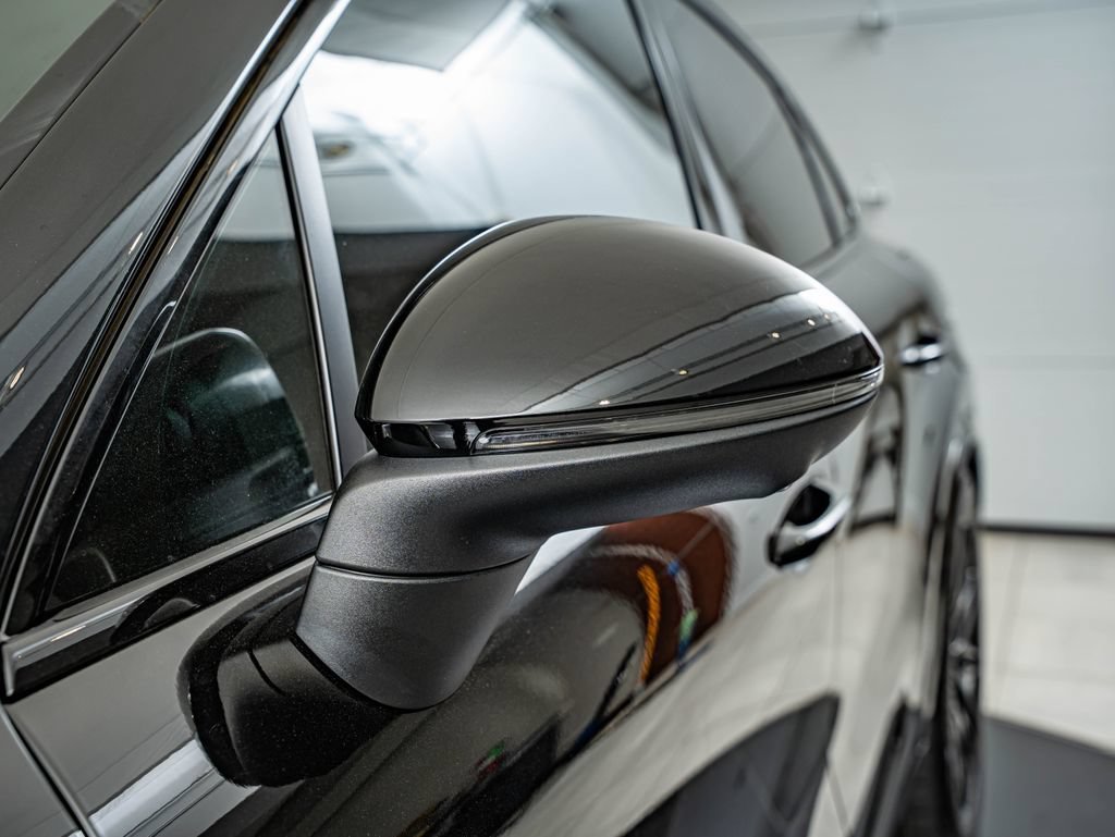 2025 Porsche Cayenne Coup E-Hybrid - Photo 12