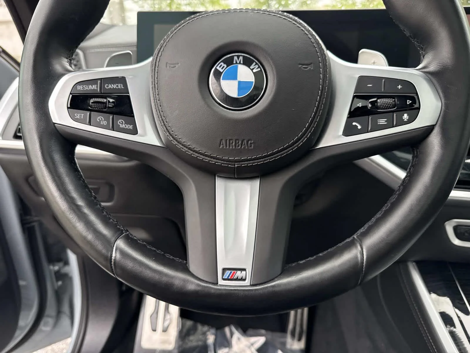 Used 2024 Brooklyn Grey Metallic BMW xDrive40i image 30