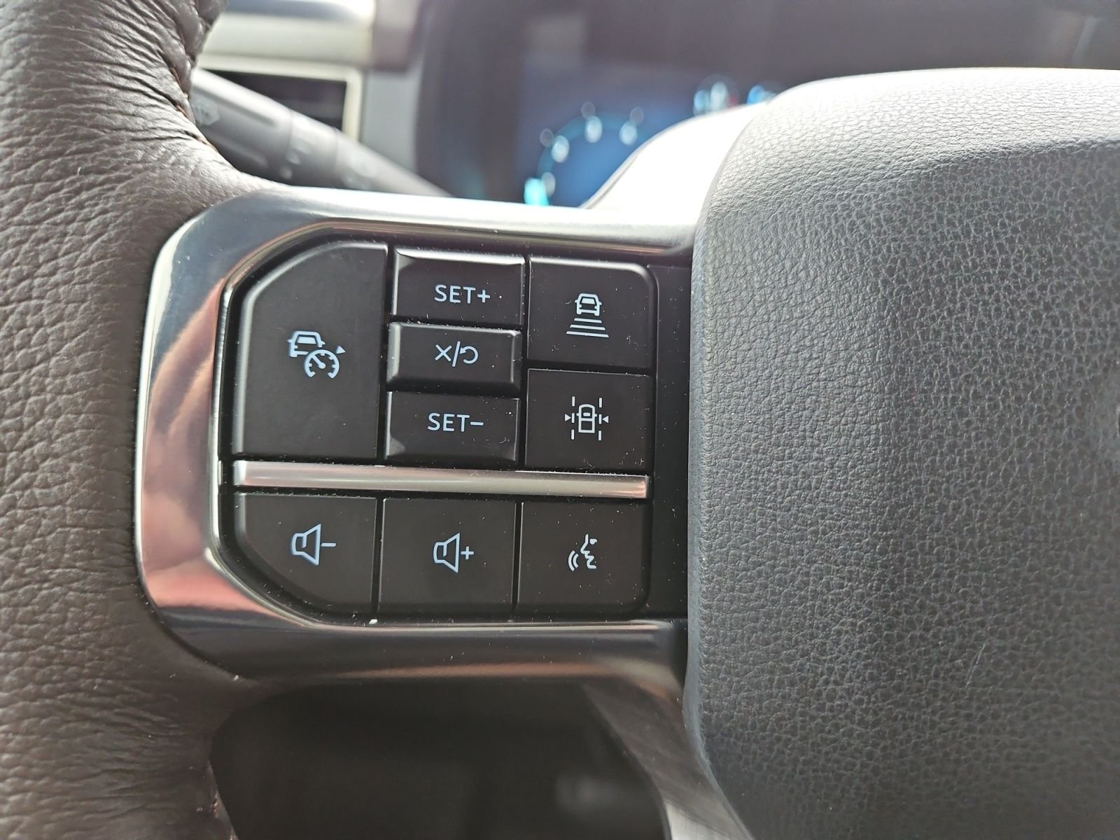 Used 2024 Black Ford King Ranch image 25