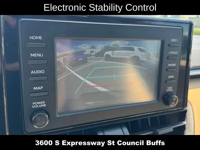 Used 2019 Gray Toyota XLE image 24