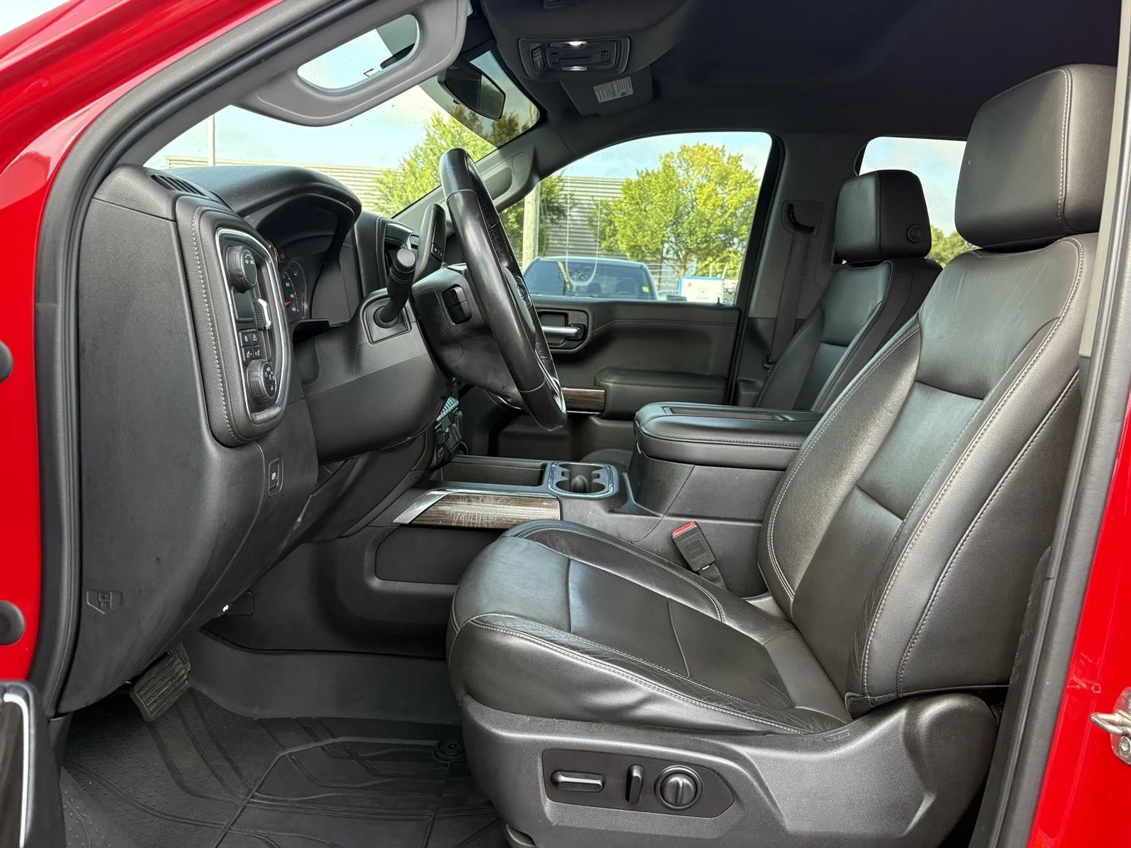 Used 2020 RED HOT Chevrolet RST image 33