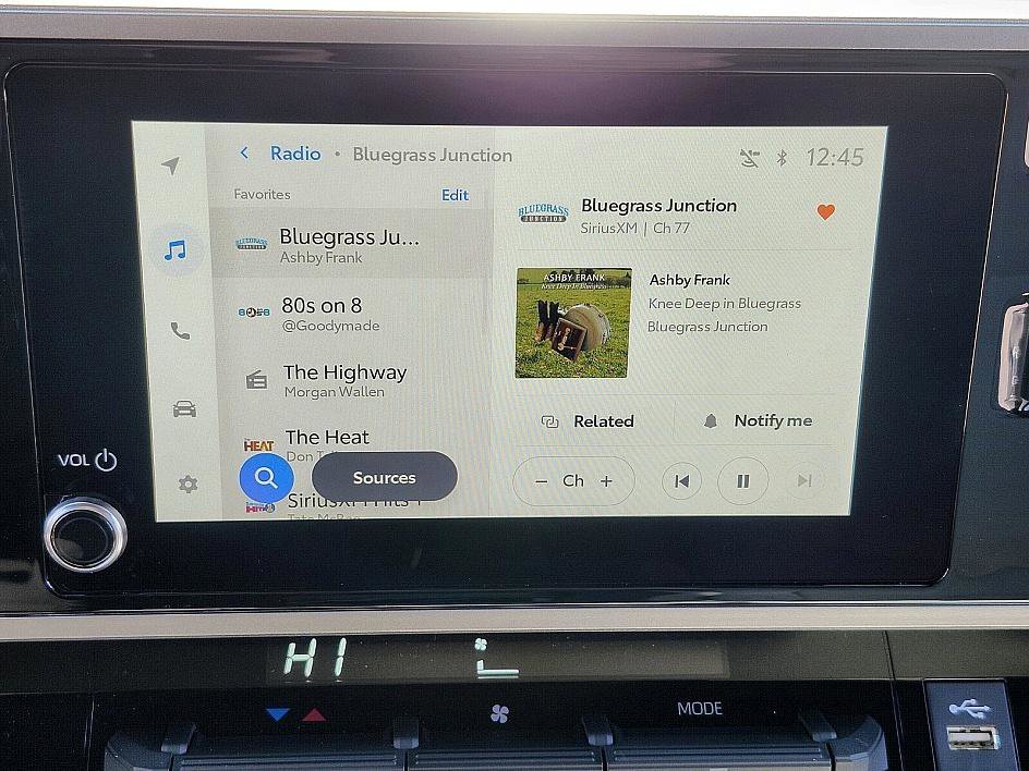 2025 Toyota Tundra SR5 - Photo 21