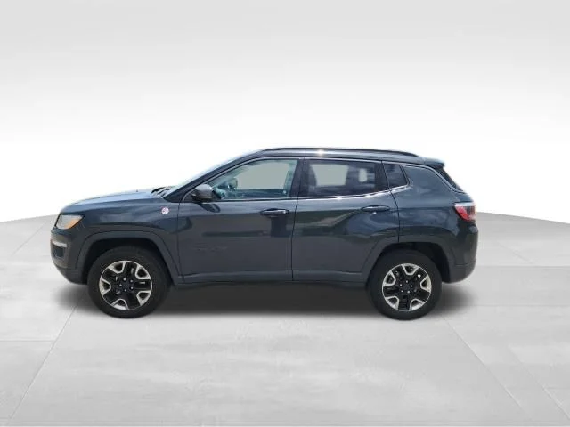 Used 2017 Black Jeep Trailhawk image 6