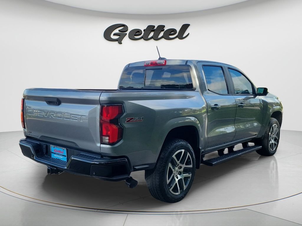 Used 2023 Gray Chevrolet Z71 image 5