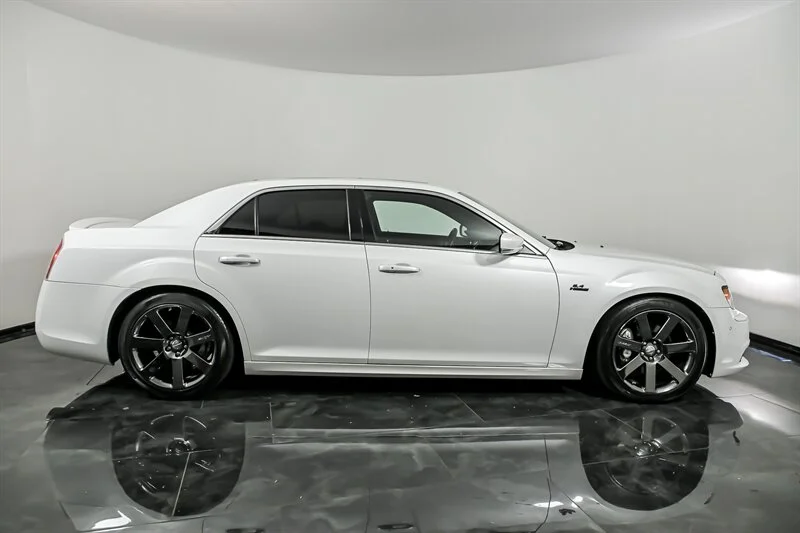 Used 2013 Bright White Clear Coat Chrysler SRT8 image 10