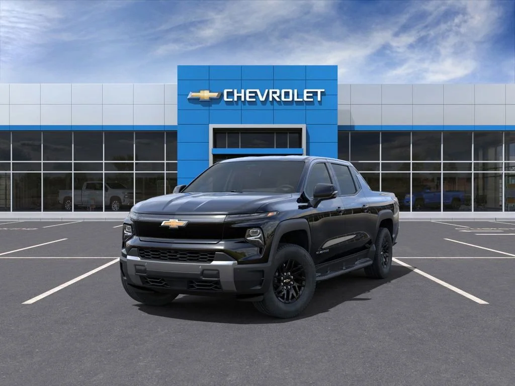 2025 Chevrolet Silverado EV LT - Photo 8