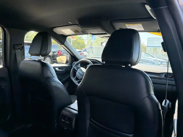 Used 2025 Gray Ford ST-Line image 25