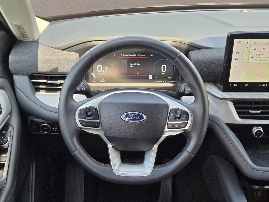 2025 Ford Explorer Active - Photo 18