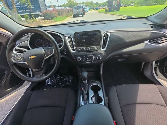 Used 2023 White Chevrolet LS image 10