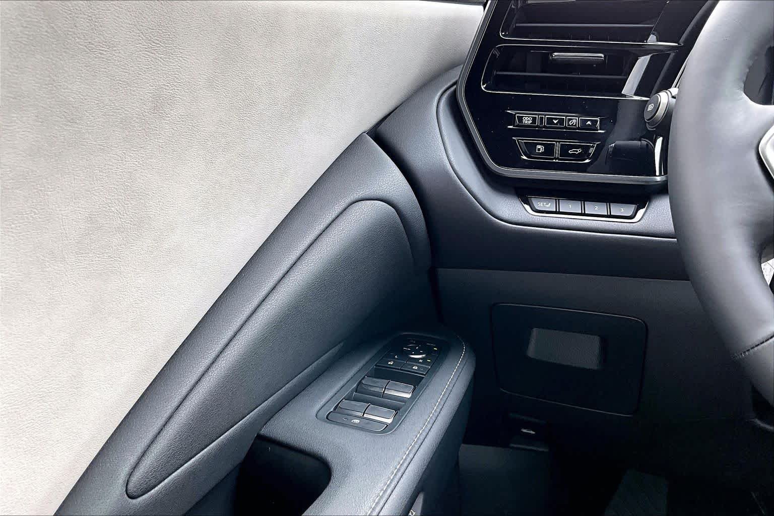 New 2026 Caviar Lexus Premium image 20