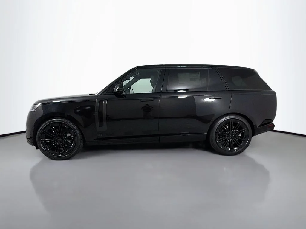 New 2026 Santorini Black Land Rover SE 7 Seats image 8