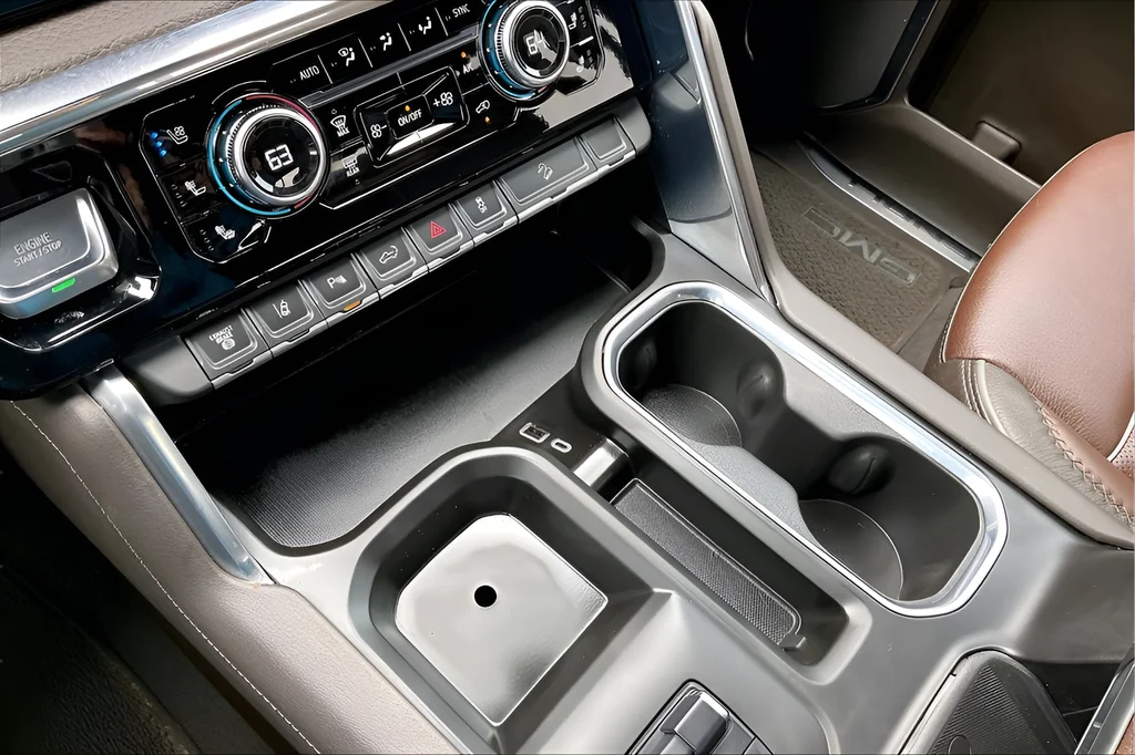 Used 2024 Red GMC Denali image 24