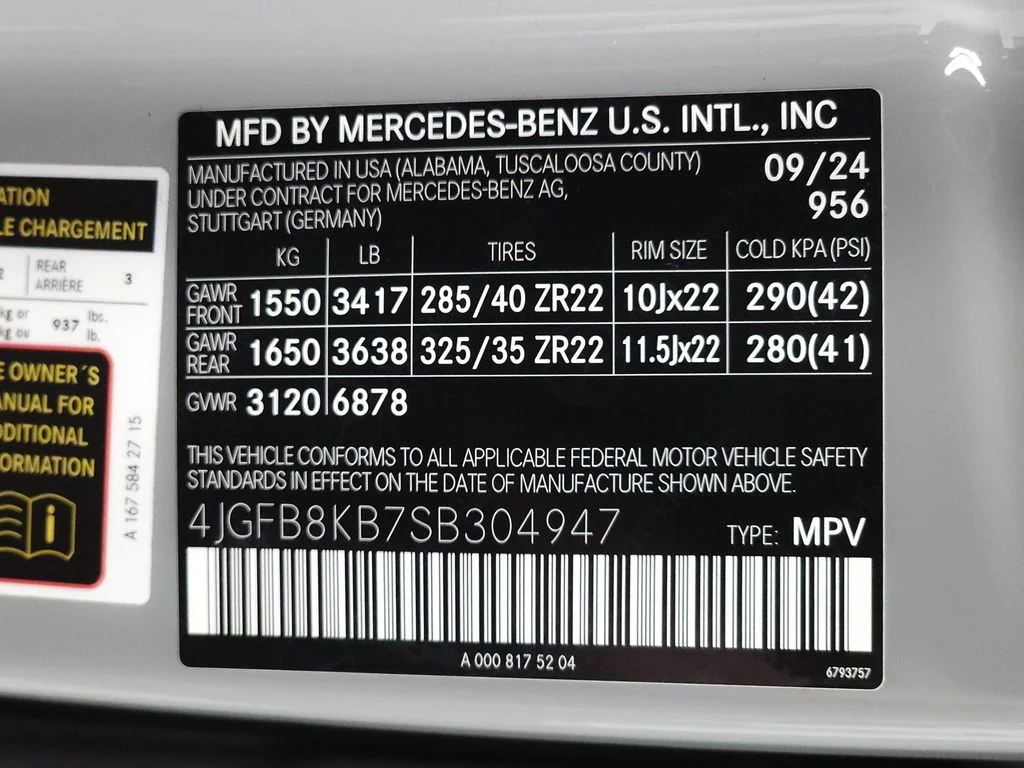Used 2025 MANUFAKTUR Alpine Gray Mercedes-Benz GLE 63 S AMG® image 41
