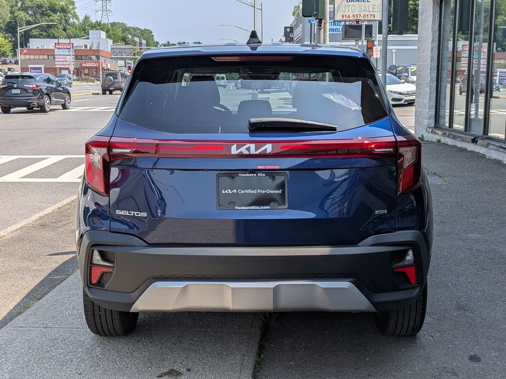 Used 2025 Blue Kia LX image 7