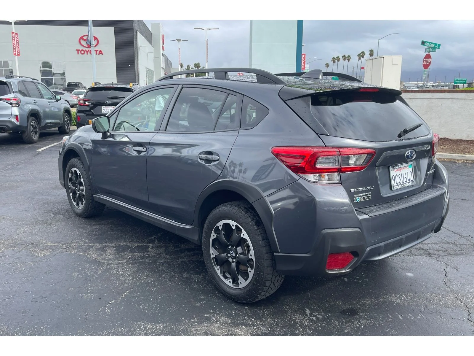 Used 2023 Magnetite Gray Metallic Subaru Premium image 3