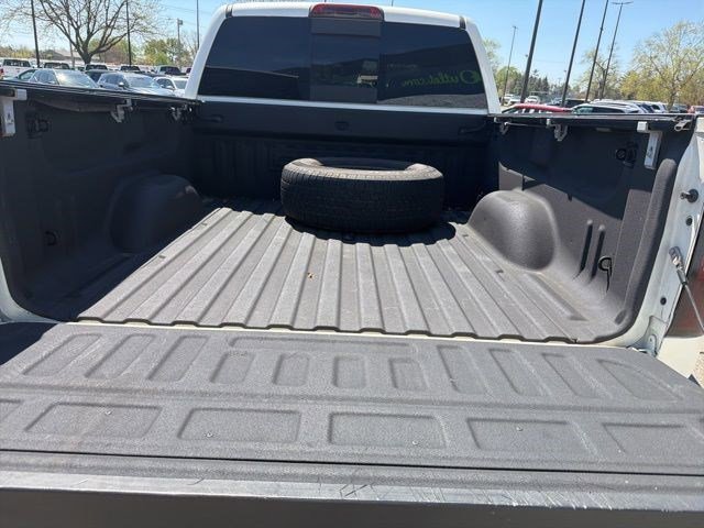 Used 2015 White Diamond Tricoat GMC Denali image 15