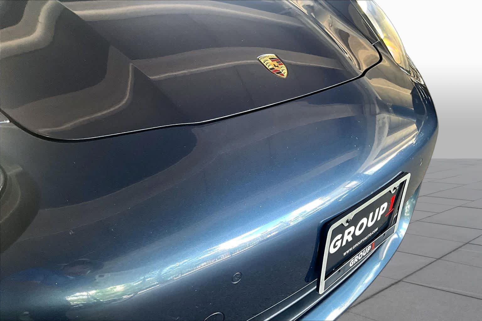 Used 2014 Yachting Blue Metallic Porsche  image 28