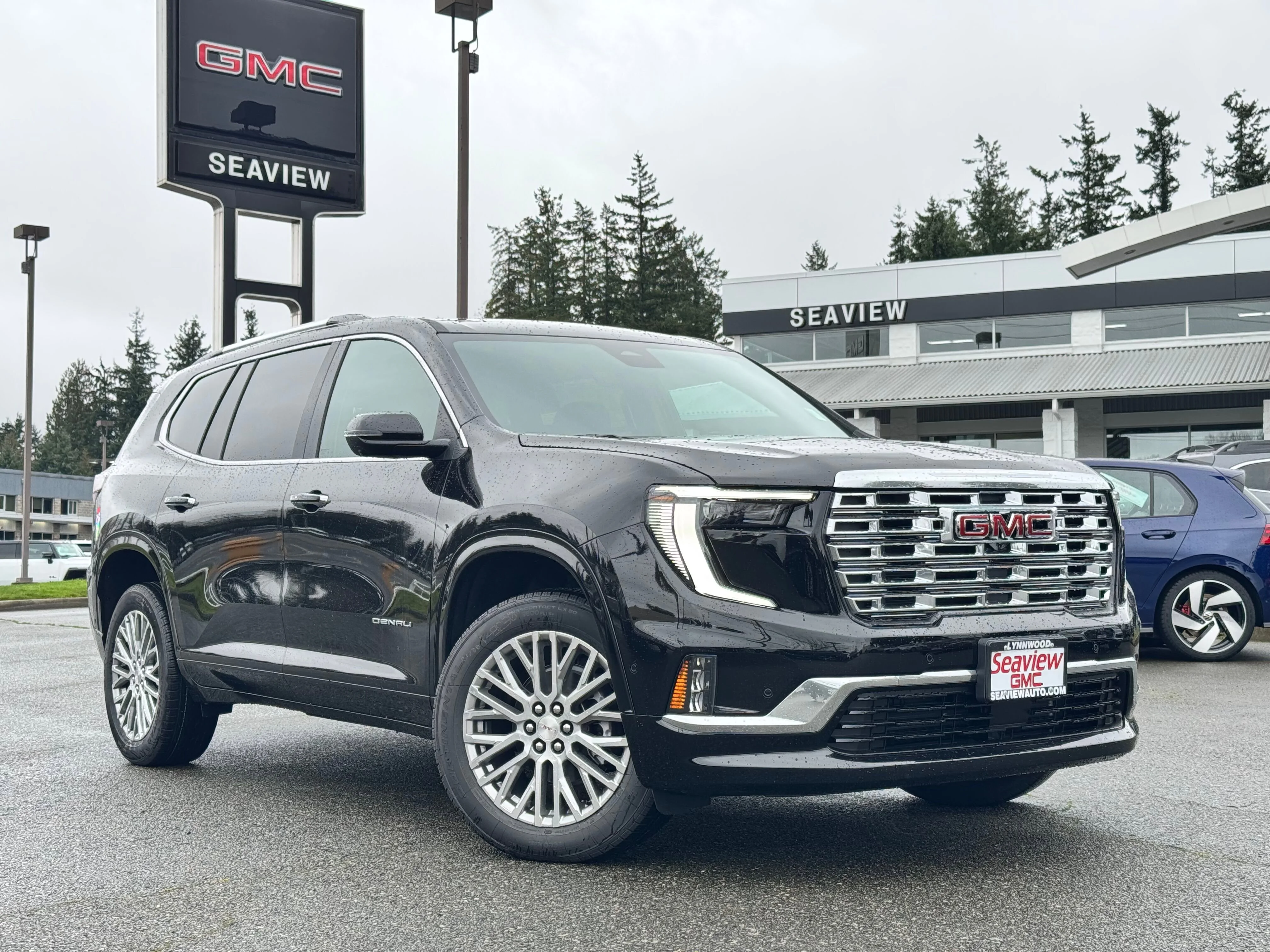 2026 GMC Acadia Denali AWD's photo