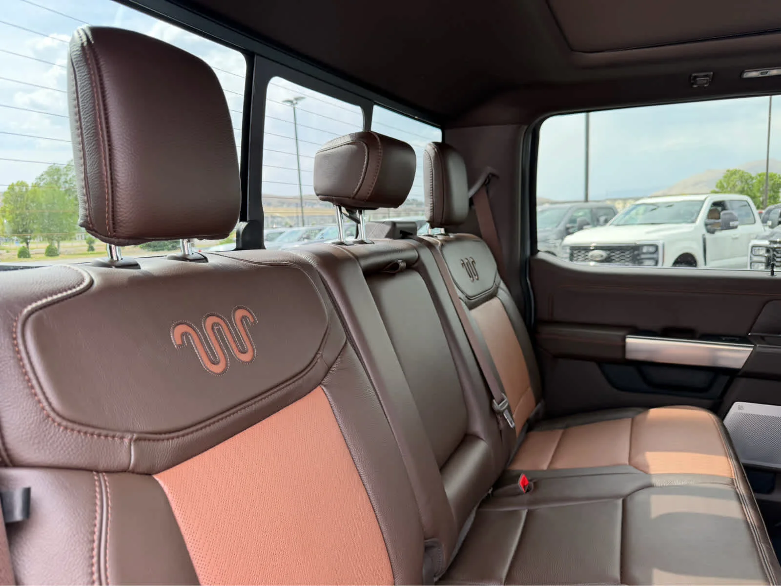 New 2026 Glacier Gray Metallic Tri-Coat Ford F-350® King Ranch® image 25