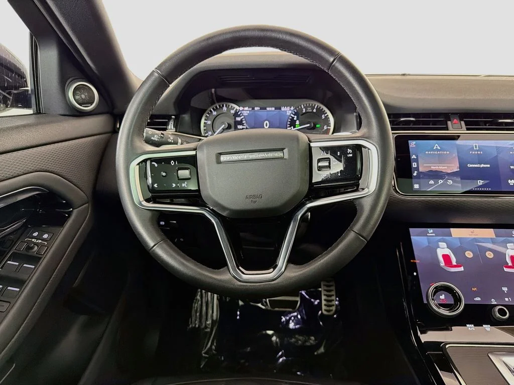 Certified Used 2023 Gold Land Rover Dynamic image 23