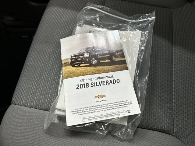 Used 2018 SUMMIT WHITE Chevrolet Custom image 21