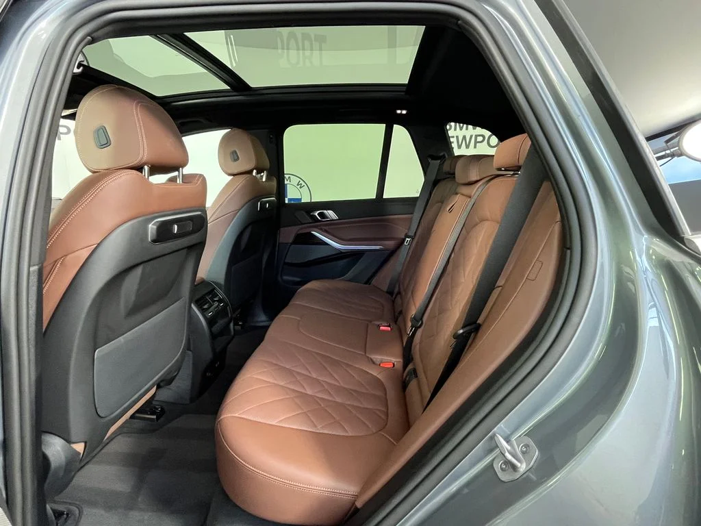 Certified Used 2026 Gray BMW xDrive40i image 21