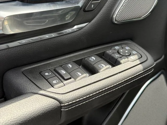 2025 RAM 1500 Laramie - Photo 12