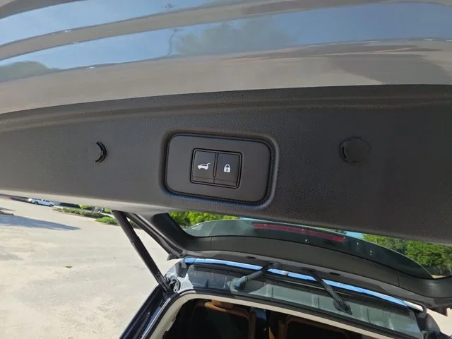 Used 2024 Gray Nissan Platinum image 26