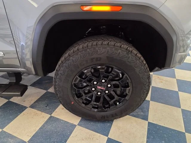 New 2026 Sterling Metallic GMC Elevation image 11